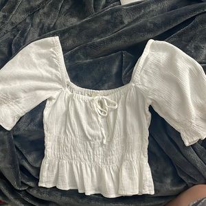 H&M Puff-sleeved Blouse